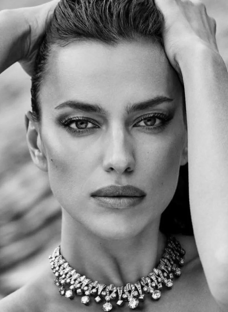 女性情報誌 Vogue Russia September 2020 Irina Shayk Fashion Magazine Vogue Russia Cover Irina Shayk-iconic